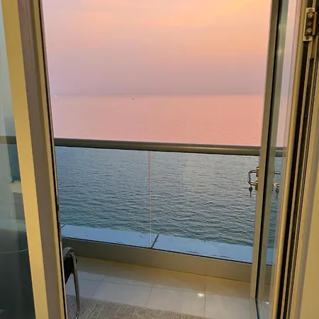 Sunset Beach View Holiday Homes Ajman Exterior photo