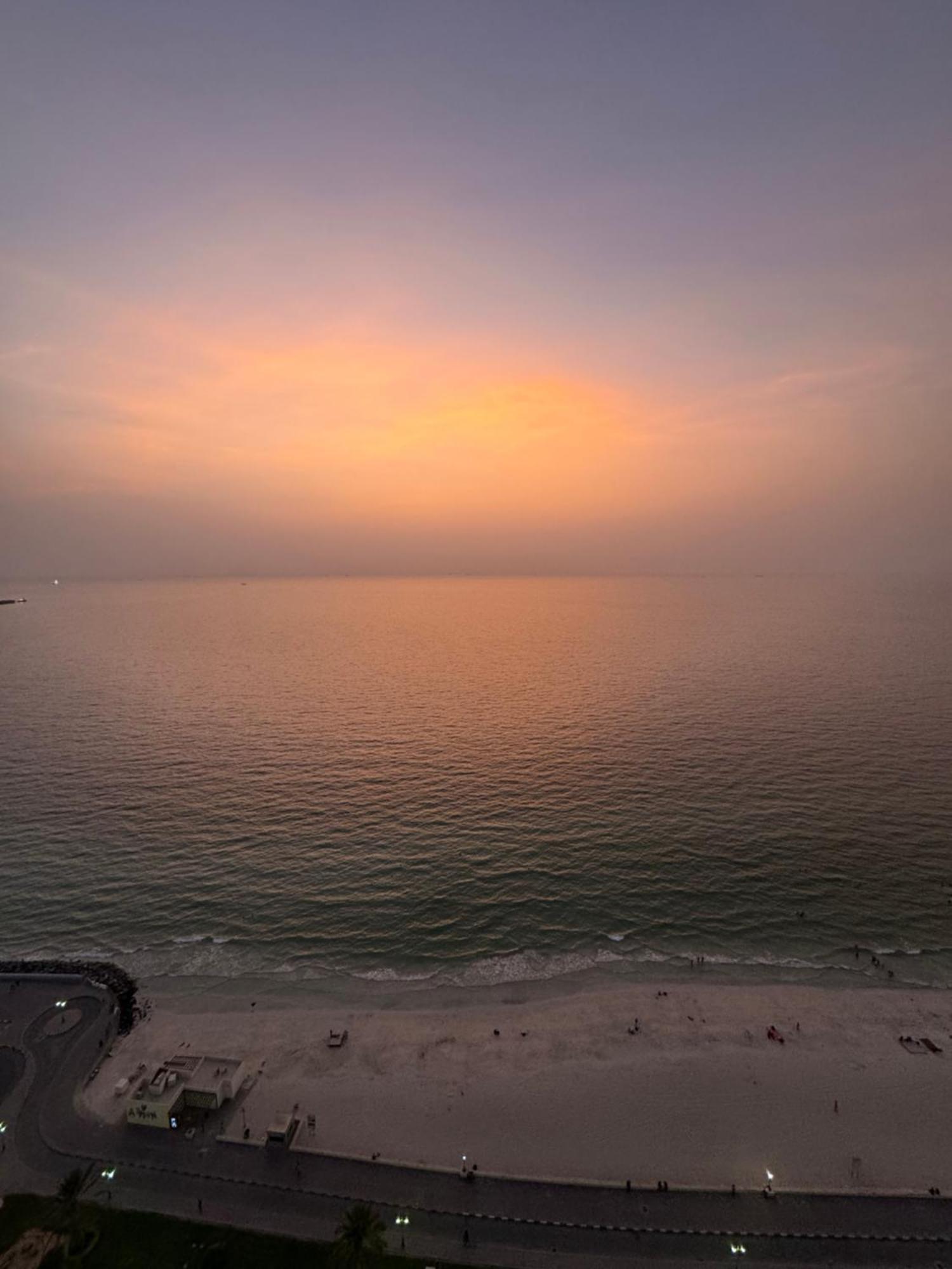Sunset View Homes * Adschman